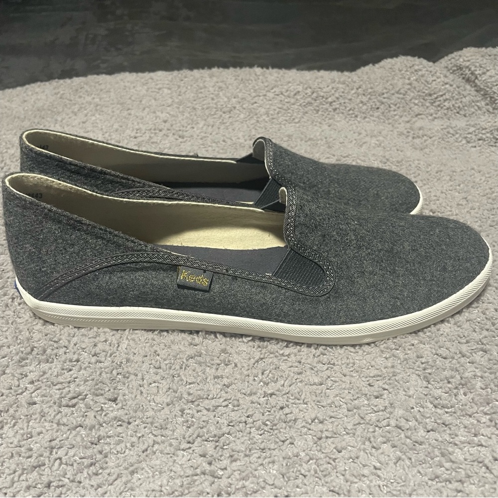 Keds Charcoal Gray Slip-On Shoes - Picture 4 of 5